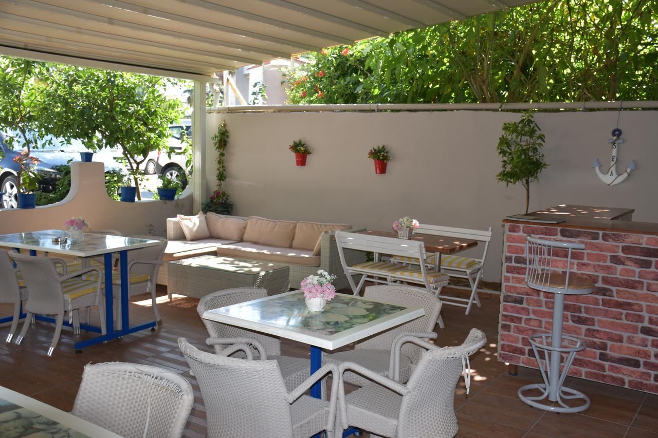 Ozcan Pansiyon Marmaris Exterior photo